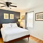 Upgraded Suite - Easy Access To Uptown #N29