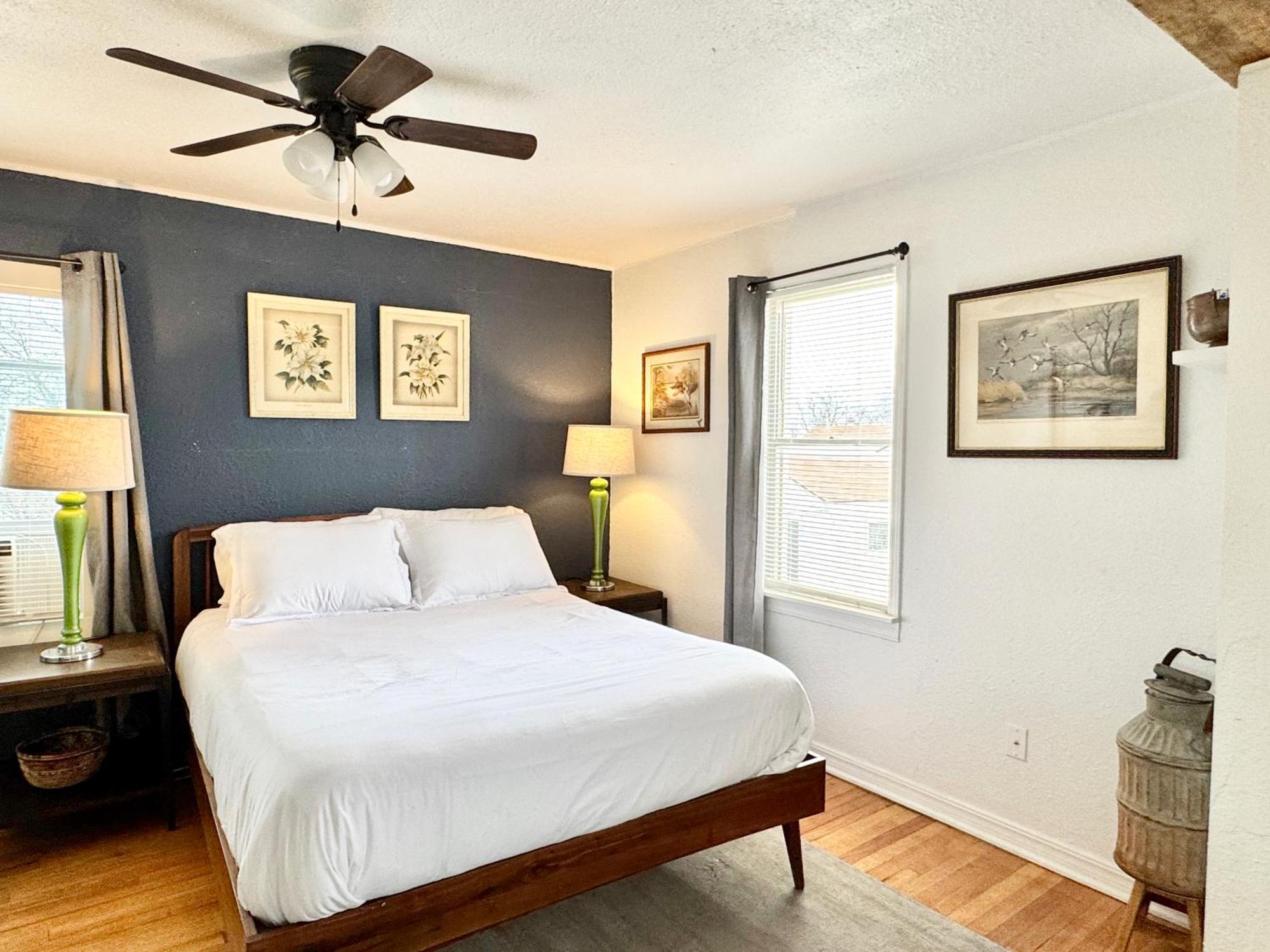 Upgraded - Easy Access To Uptown #n29 Holiday home *