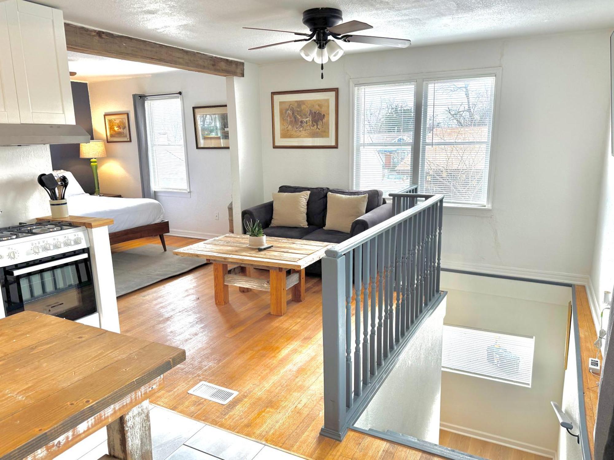 Upgraded - Easy Access To Uptown #n29 Holiday home Oklahoma City