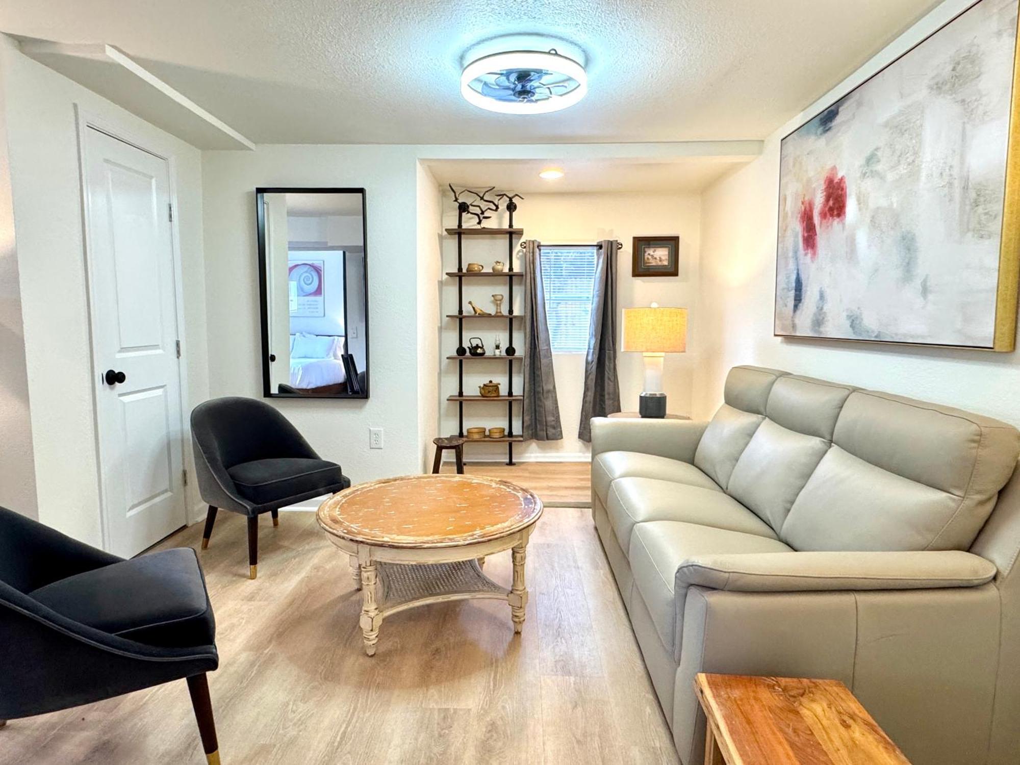 Upgraded - Easy Access To Uptown #n29 Oklahoma City